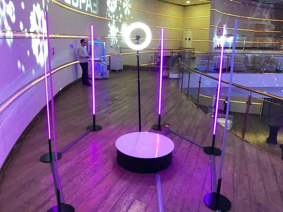 Аренда видеоспиннера 360 – эффектное видео на вашем мероприятии