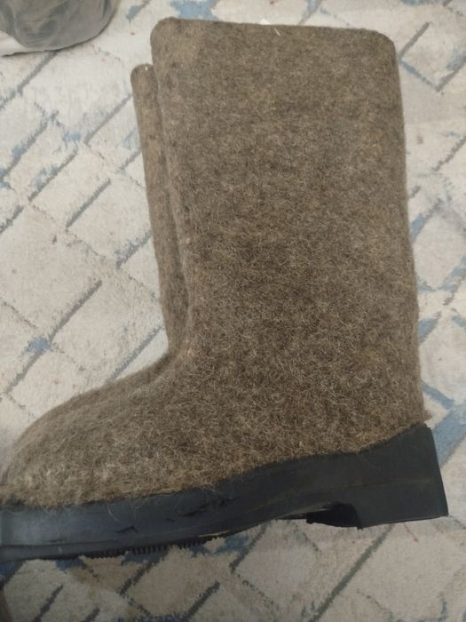 Продам спецовки и обуви