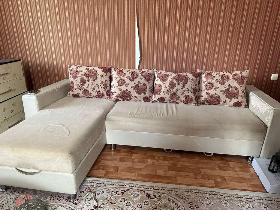 Продам диван б/у