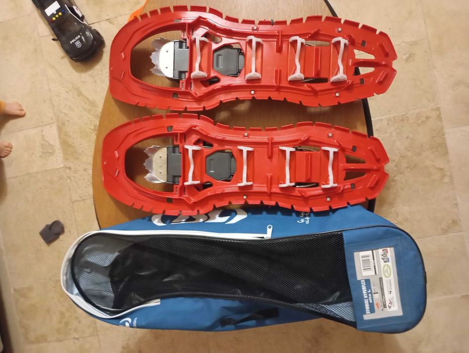 Vând rachete de zăpadă  TSL Symbioz Hiperflex Elite, mărime L