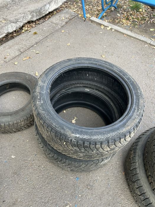 Резина HAKKAPELIITTA 8 235/45r18