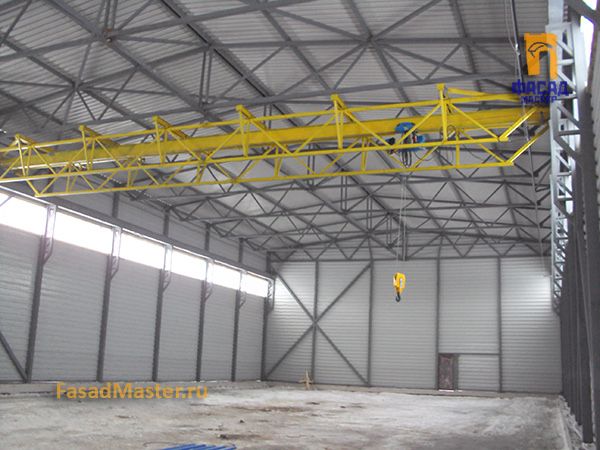 Ангар утепленный с тельфером 10 тонн Ташкент. Площадь 2000м2.