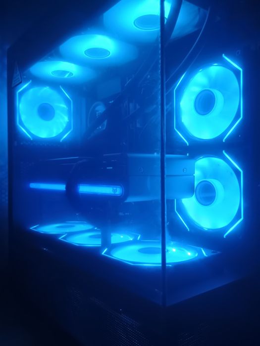 PC gaming NOU/i5 14600k/Rx 7800xt/32gb