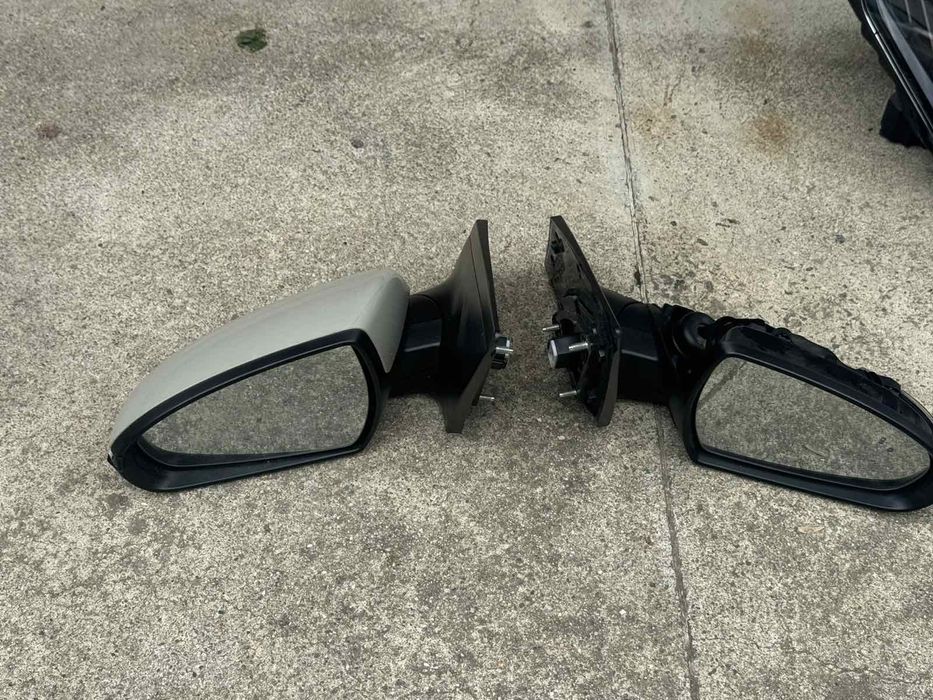 Фарове , стопове,дневни светлини ,огледала Хюндай йоник,туксон,елантра