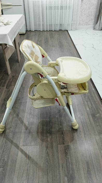 Продам детский стульчик для кормления