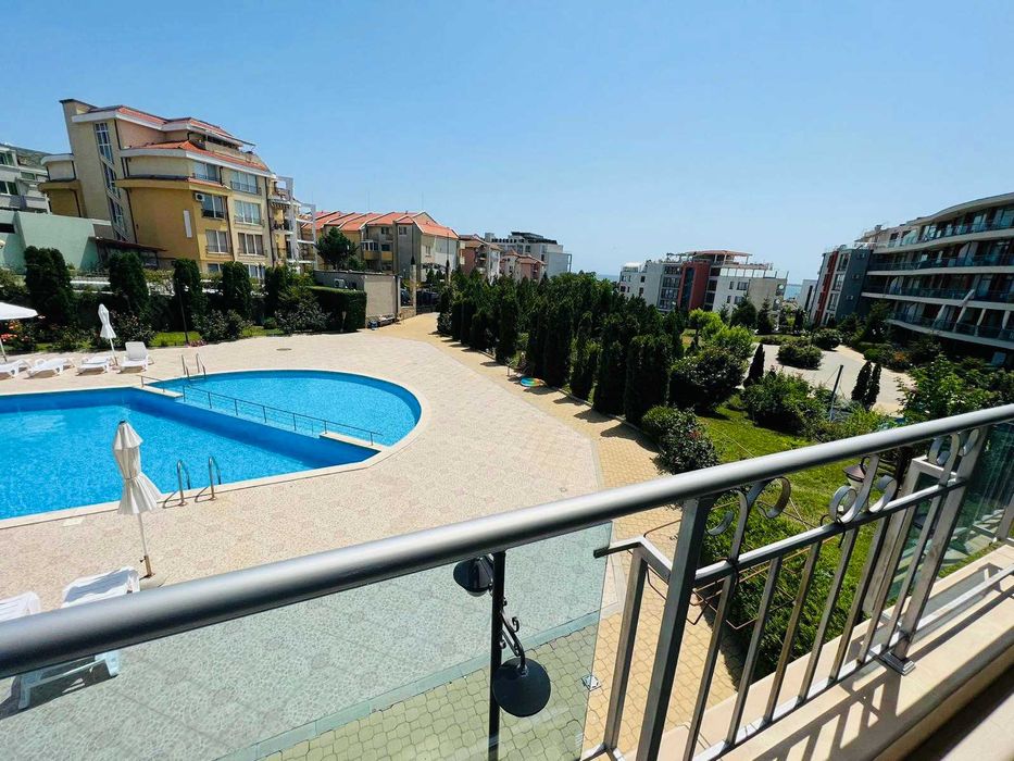 Продава се Тристаен апартамент в Свети Влас - 125 кв.м за 1120 €/кв.м - Снимка #12