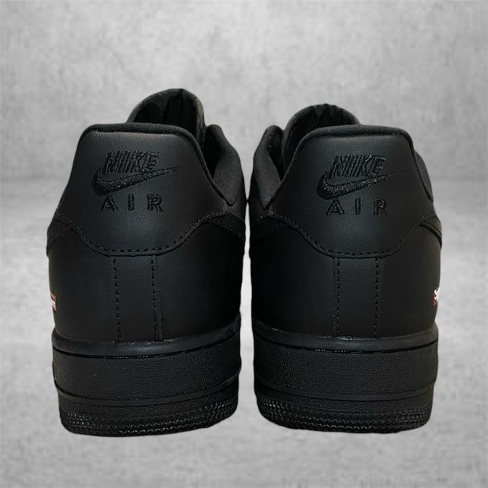 Air Force 1 Triple Black X Supreme