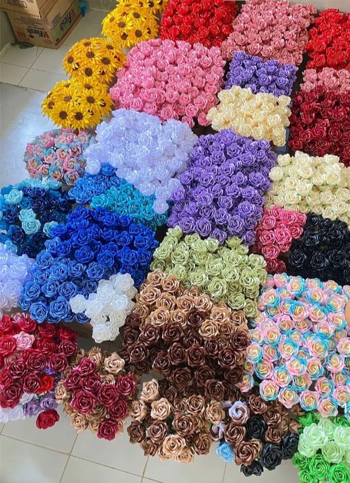 Розы из атласных ленты ручная работа