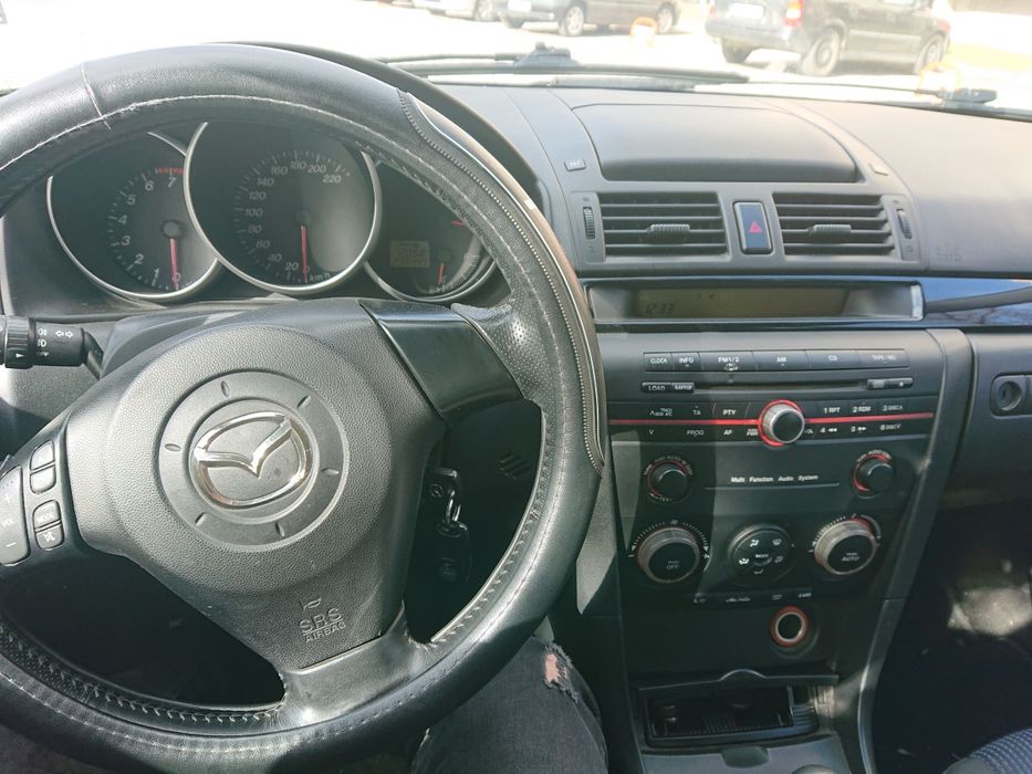 Мазда 3 - газ/бензин