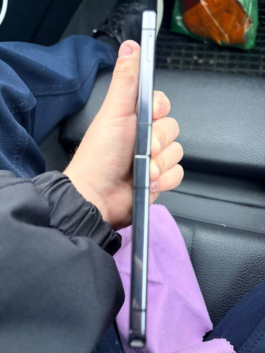 Samsung flip 5 256 gb