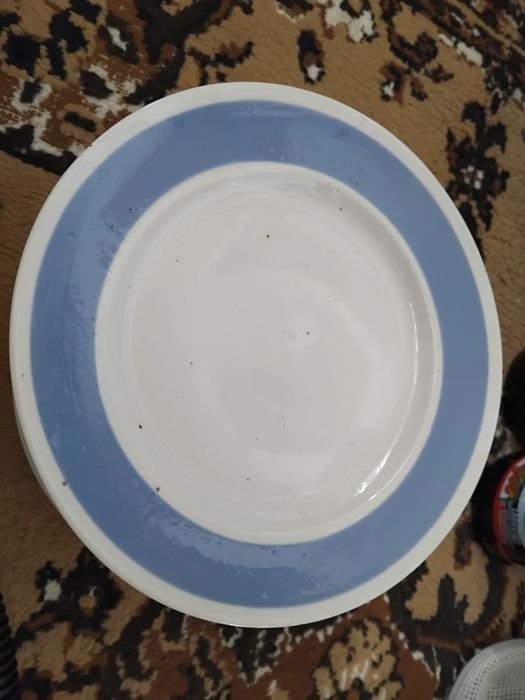 Тарелки и ляганы