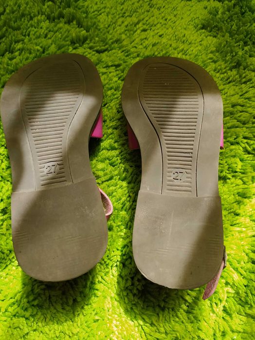 Детски сандали за момиче