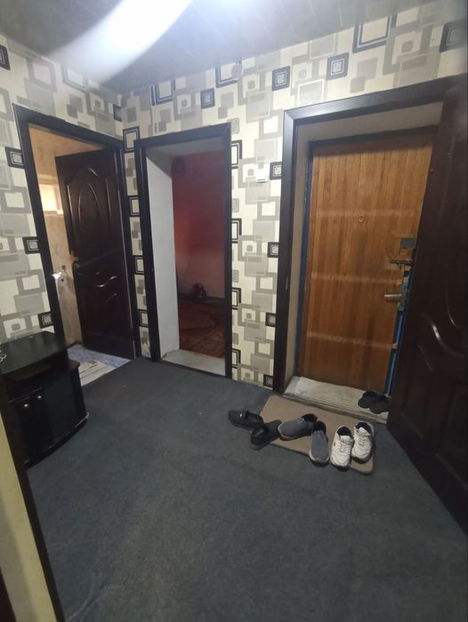 Продается трёхкомнатная квартира на массиве Водник