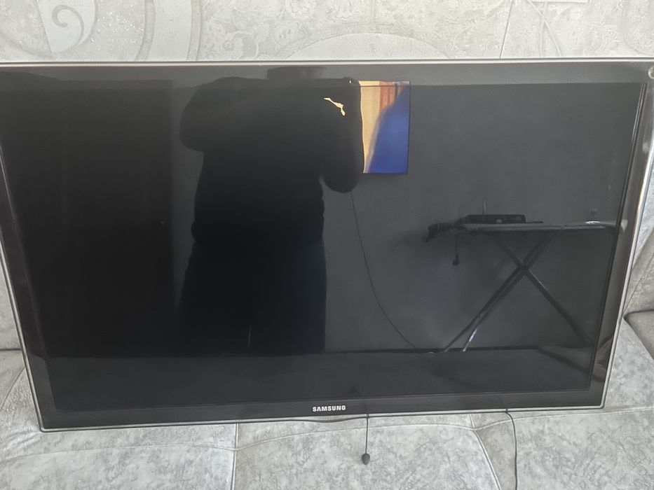 Телевизор samsung