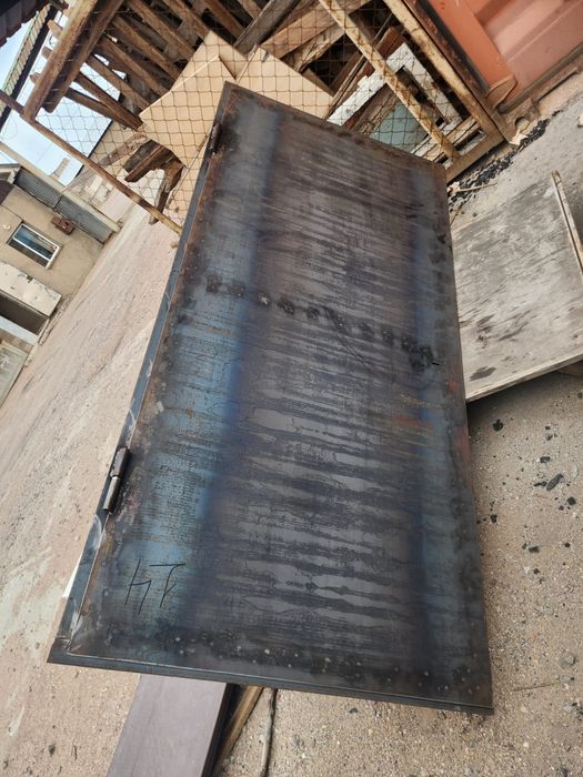 Входные железные двери