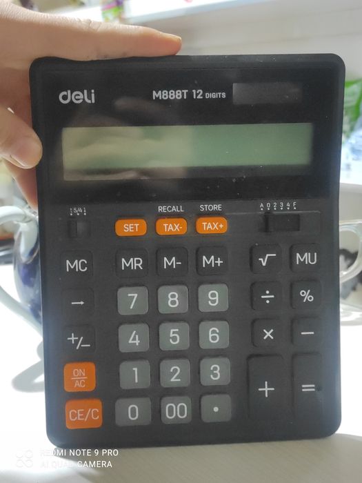 Calculator sotiladi