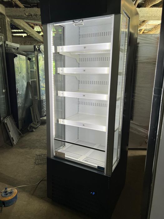 Raft frigorific cu perdea aer