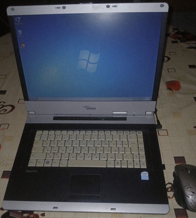 Ноутбук Fujitsu siemens Amilo pro