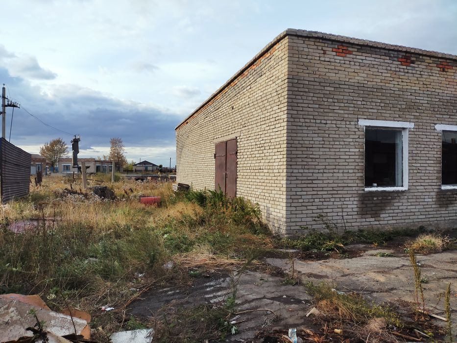 Продам  гараж...