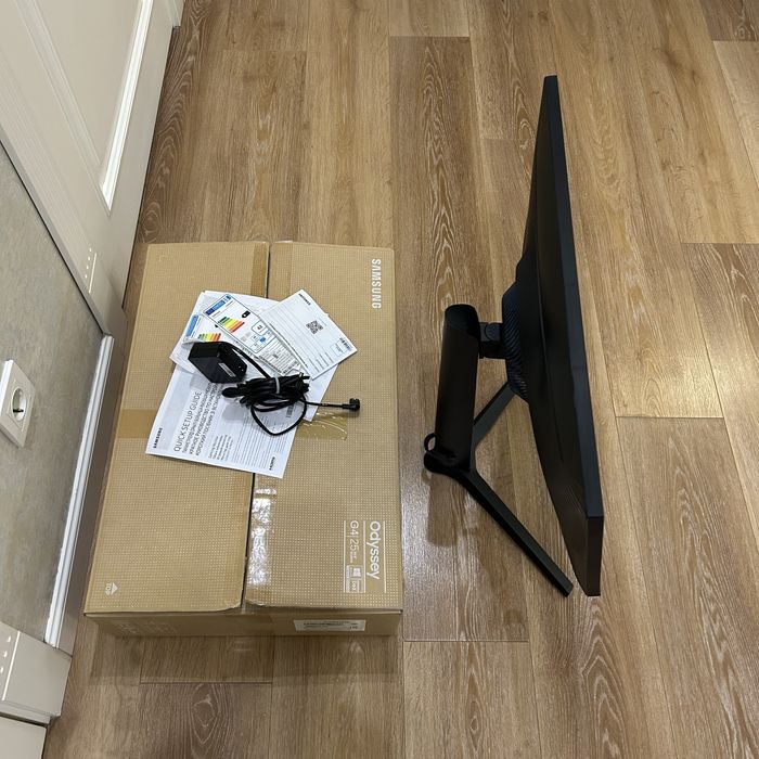 Монитор Samsung Odyssey S25BG400EI