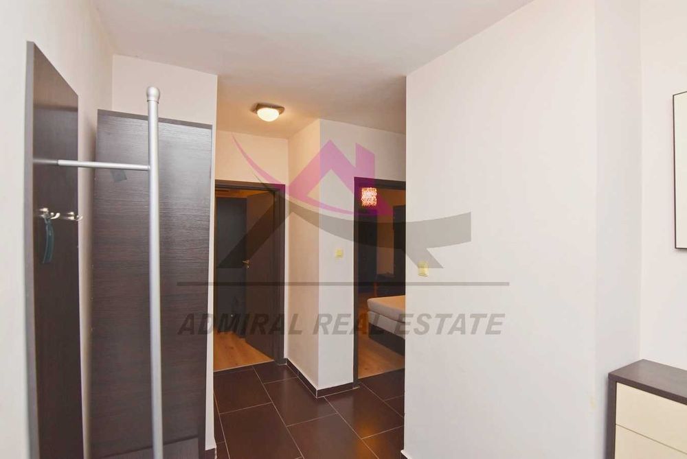 Дава се под наем Тристаен апартамент в Варна, Базар Левски - 100 кв.м за 614 € - Снимка #2