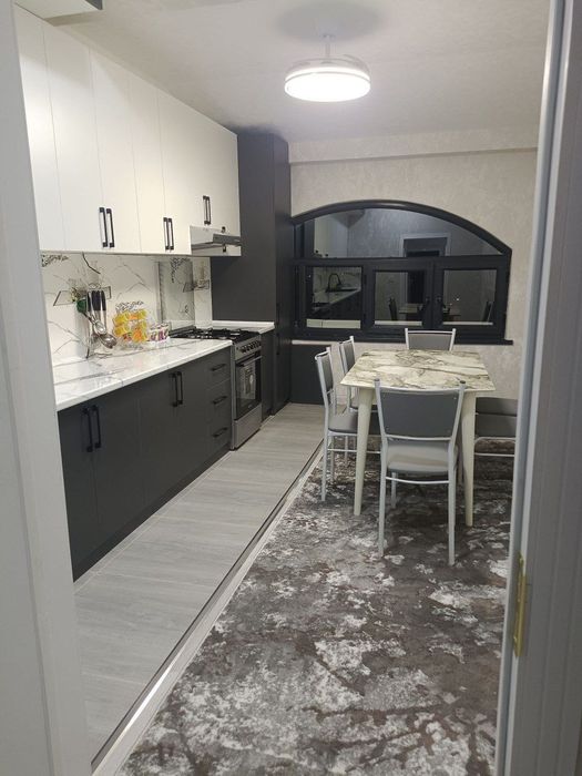 Сдаётся 2 х комнатная квартира на Карасу 3