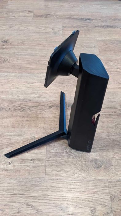 LG UltraGear Стойка за монитор