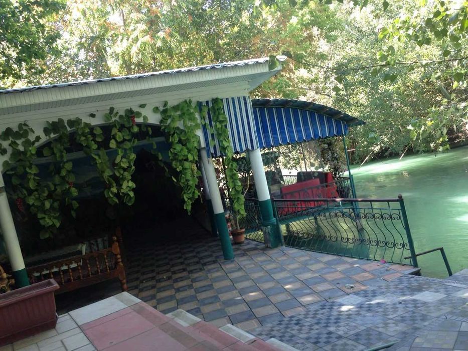 Дом Юнусабадксий р-н. у реки (ориентир - Зоопарк)