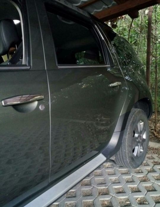 Autocolant protectii pasaje Dacia Duster/Logan