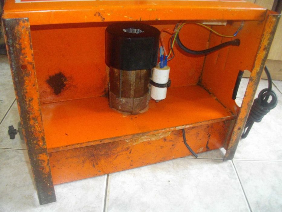 Френска Профи Ел.Машина Сухо/Мокро Рязане Плочи/Плочки-SMG-ф200мм-20кг