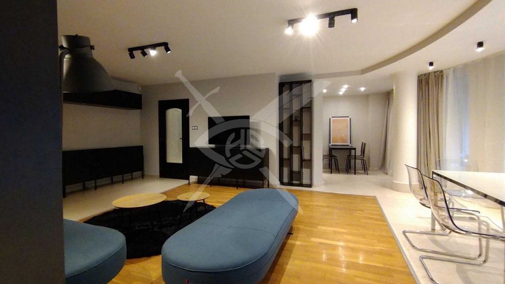 Дава се под наем Четиристаен апартамент в София, Хладилника - 150 кв.м за 1595.79 € - Снимка #2