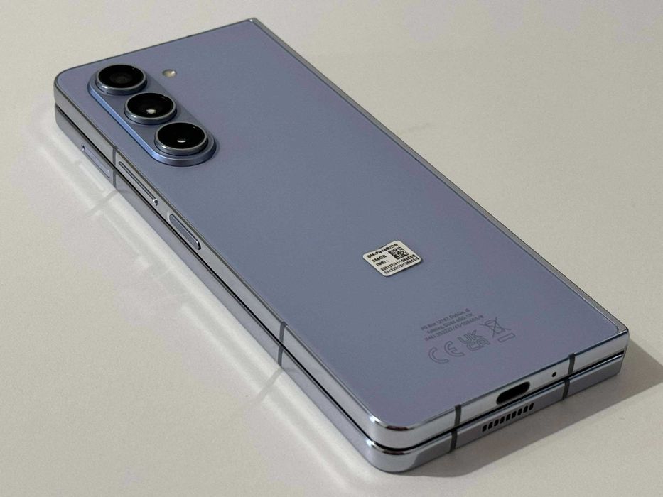 Бартер! Samsung Galazy Z Fold 5 Icy Blue (Син)
