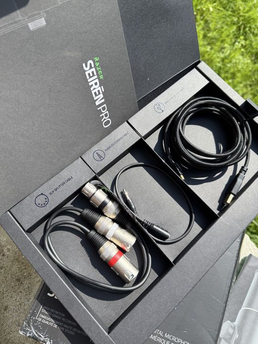 Microfon podcast Razer Seiren Pro Elite XLR / USB