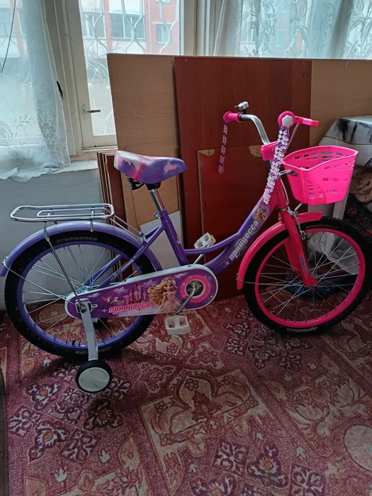 Продам новый, велосипед для девочки.