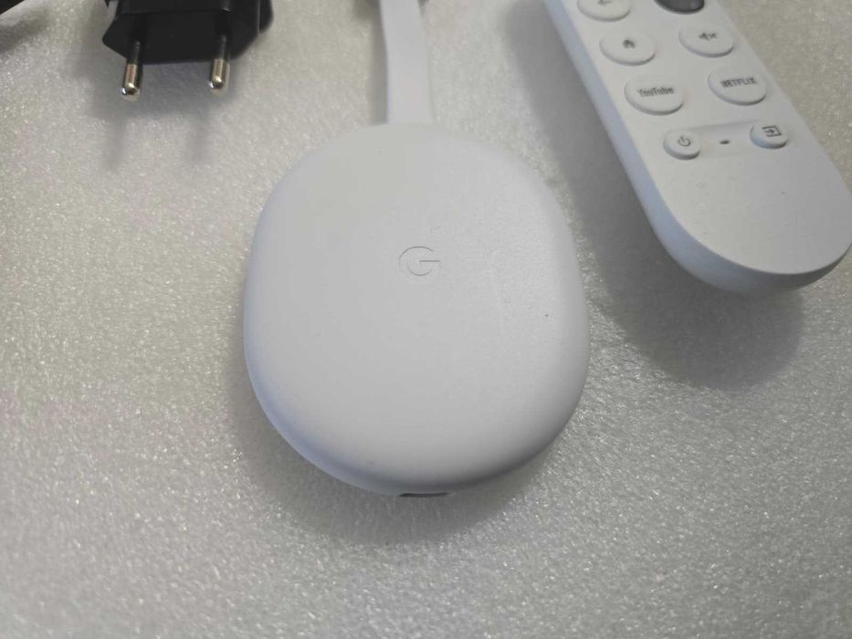 Google Chromecast cu Google TV (HD) - Model G454V, Full HD 1080p HDR, 1.5GB RAM, 8GB Stocare