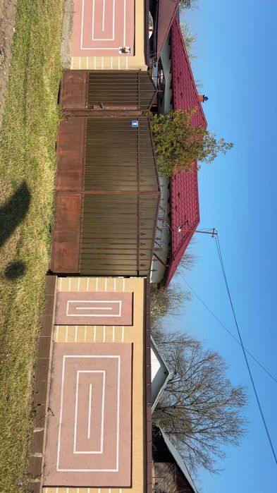 Casa de vanzare