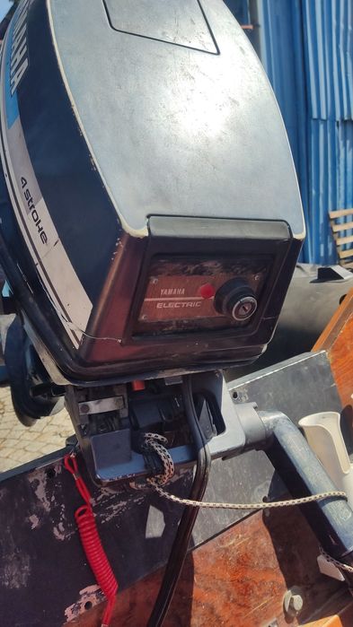 Надуваема лодка 3.70 с регистриран колесар и Ел. котва