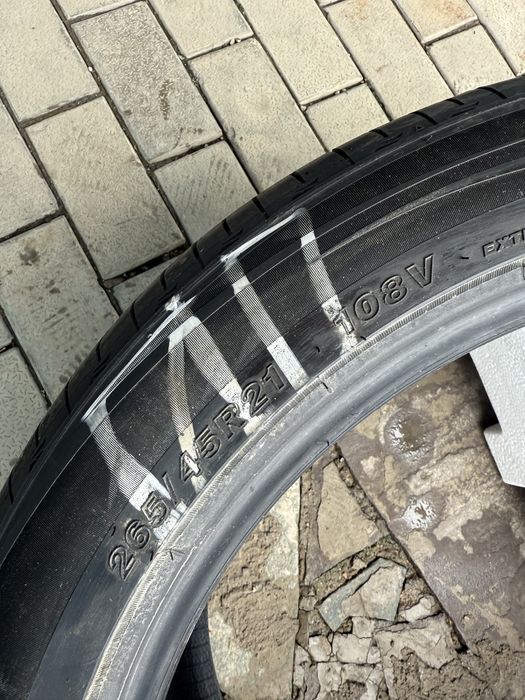 Продам резину новая 21