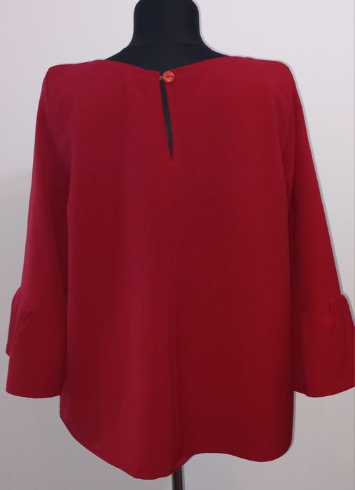 Bluză roșie elegantă