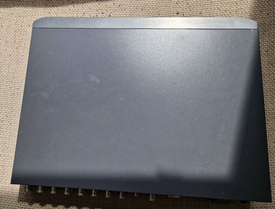 Използван 16 канален DVR