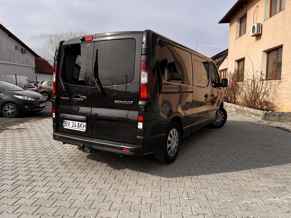 RENAULT Trafic 2016 — imagine 2