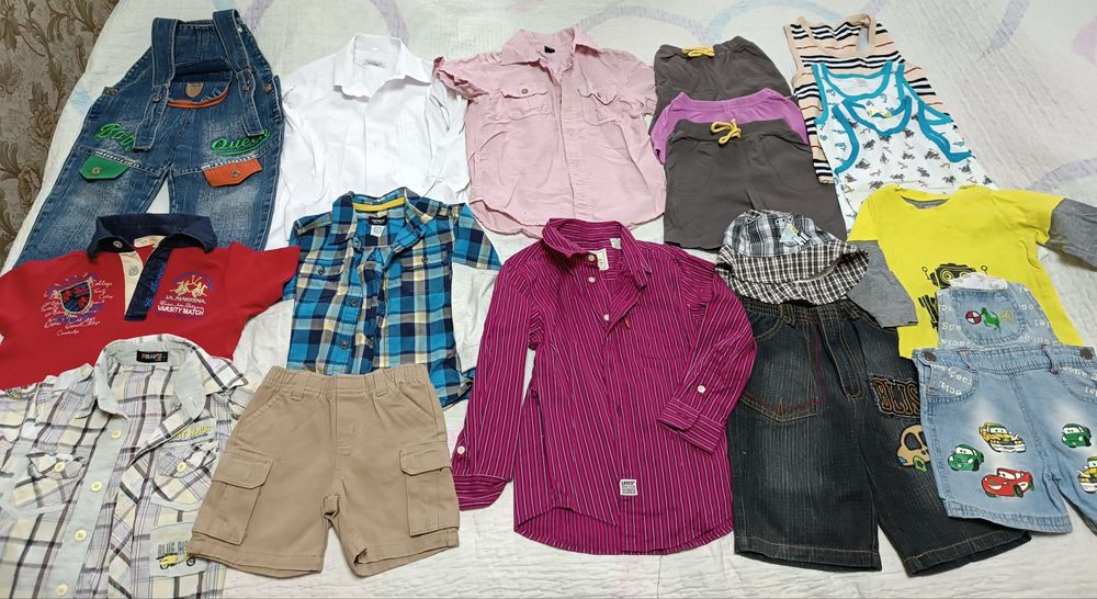 Продаю детские вещи