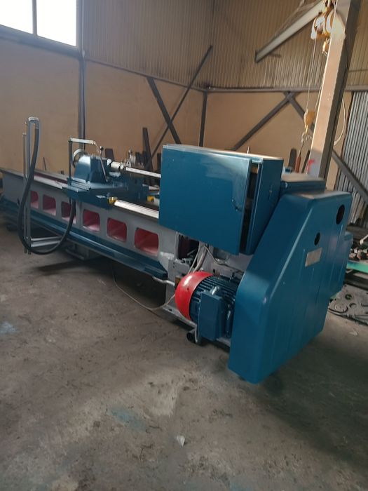 Продается станок токарный 1М63(ДИП300)РМЦ3м