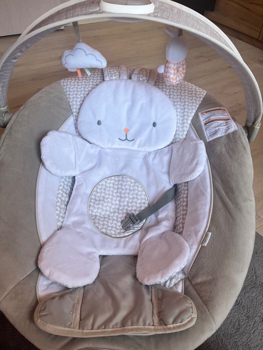Бебешка люлка ( шезлонг)  зайче до 9кг.