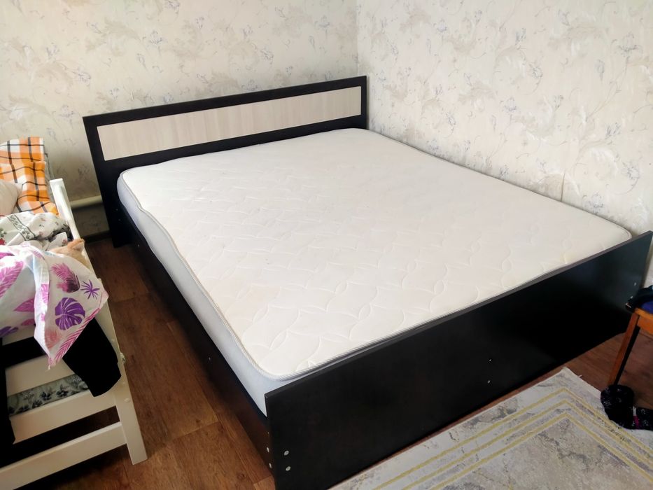 Продам кровать двух спальная