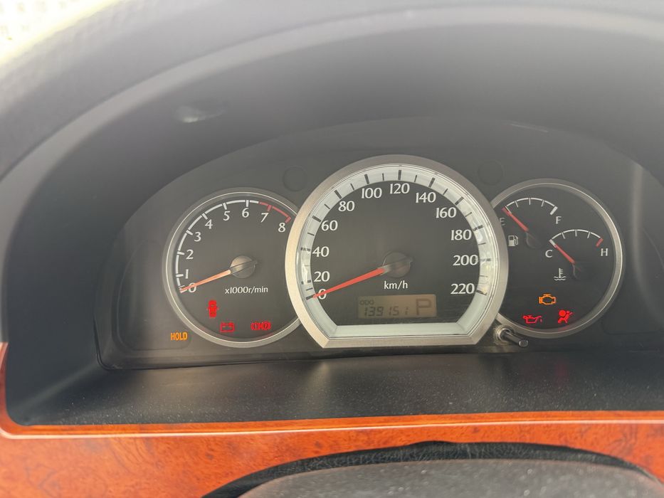 Lasetti AT 2013 yil 1,6 mator kraska tozza