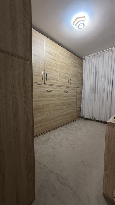 Dormitor pe comandă cu pat rabatabil  pentru camera mica bloc