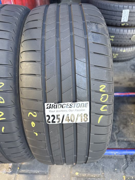 225/40/18 Bridgestone