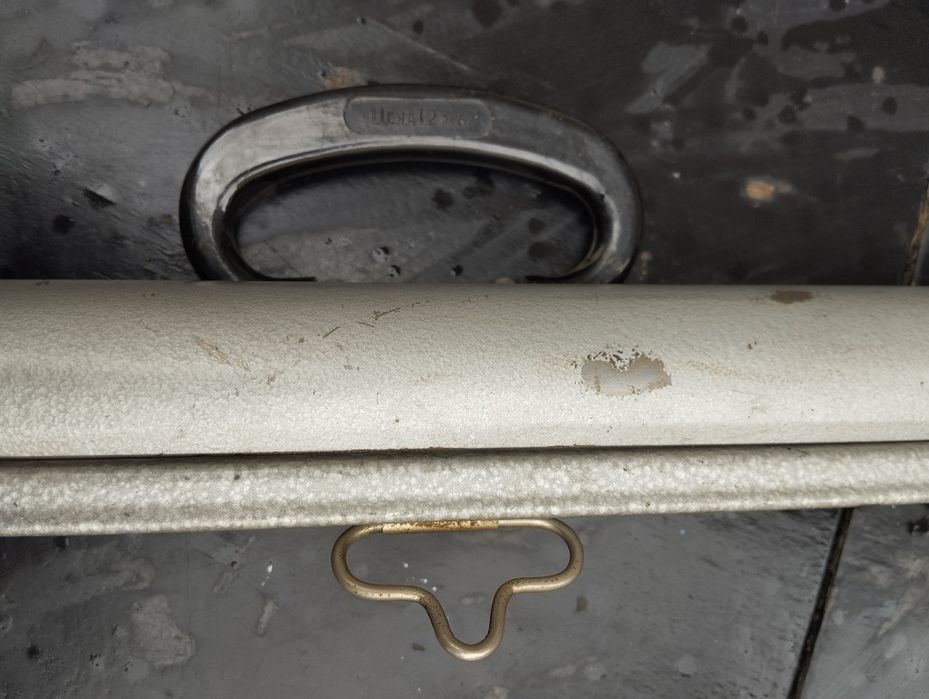 Ретро екран  за прожектиране