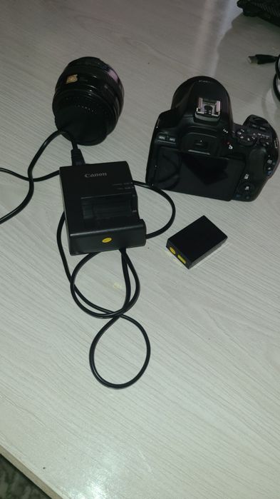 Canon eos 250d kamera